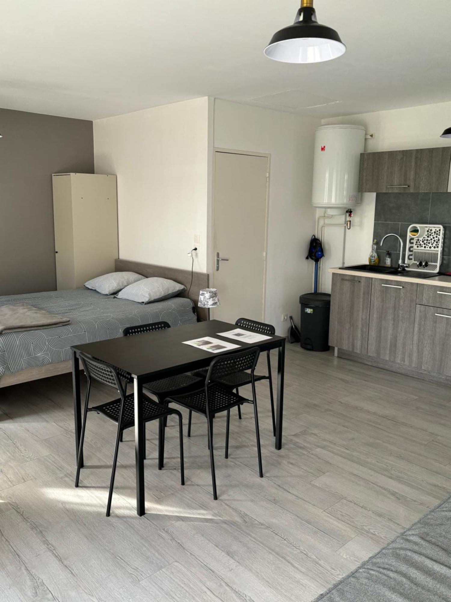Studio Pivoine Avec Terrasse A Proximite De Metz Eksteriør bilde